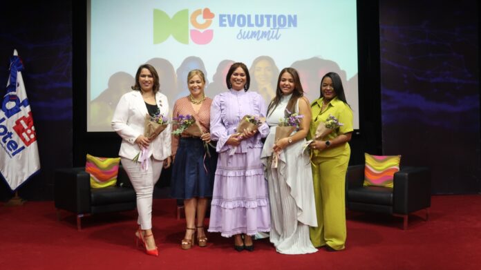 Mom Evolution Summit 2026 destaca el liderazgo femenino y proyecta nuevas oportunidades para madres empresarias en la región