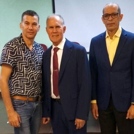 Acreditación y calidad es el reto urgente de la formación médica en República Dominicana
