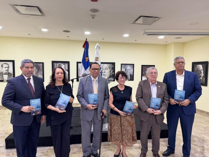 Varios Autores Doce escritores dominicanos presentan “Recuento”