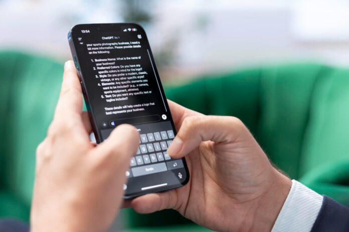ESET alerta sobre los riesgos de privacidad en herramientas de inteligencia artificial como ChatGPT