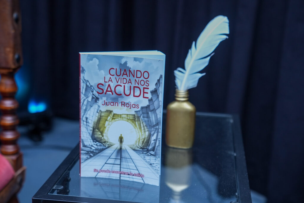 Juan Rojas presenta en Santo Domingo su libro “Cuando la vida nos sacude”