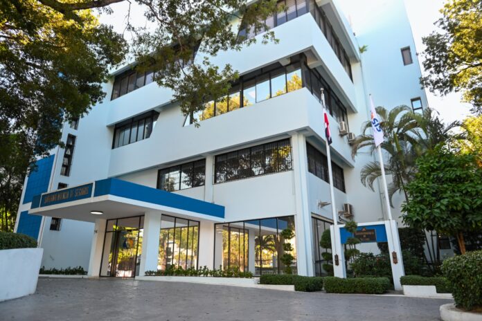 Superintendencia de Seguros destaca avances del sector y apuesta por una supervisión más moderna y eficiente