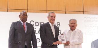 Juan Bolívar Díaz presenta memorias sobre 50 años de periodismo y defensa democrática