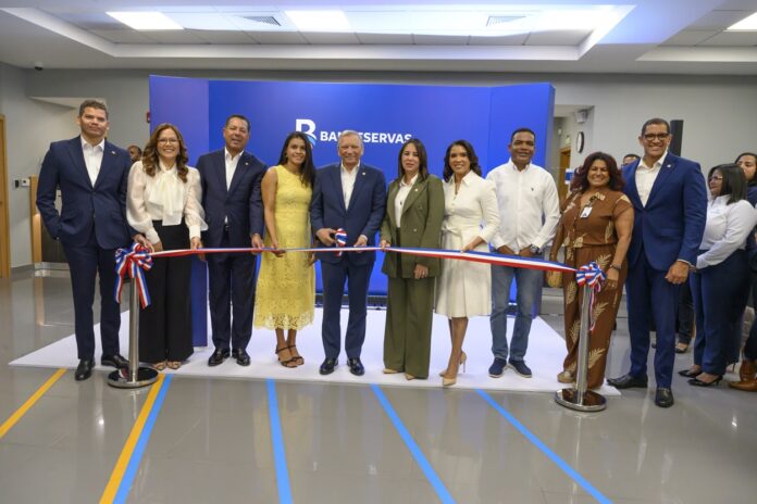 Banreservas inaugura oficina en Plaza Paseo 27 para ampliar servicios en Santo Domingo Oeste