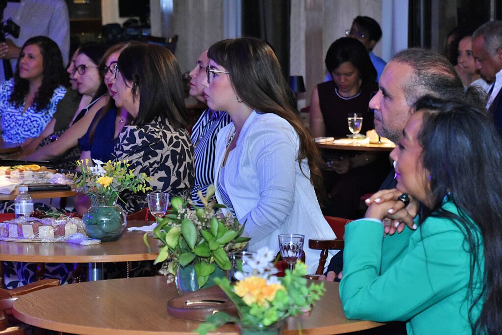 Segunda edición de la Peña Interactiva refuerza el mensaje: “Toda comunicación deja una huella”