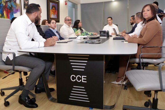 ETED activa plan de contingencia ante temporada ciclónica y refuerza vigilancia del sistema de transmisión