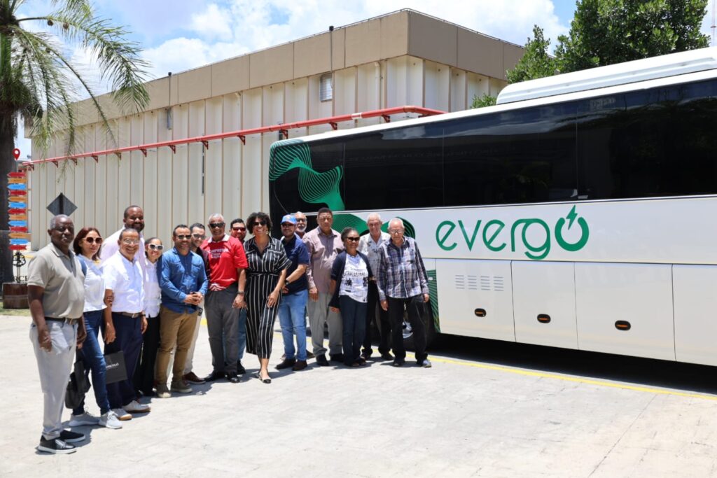 Adompretur celebra el Día del Padre con recorrido por el Centro Histórico Ron Barceló