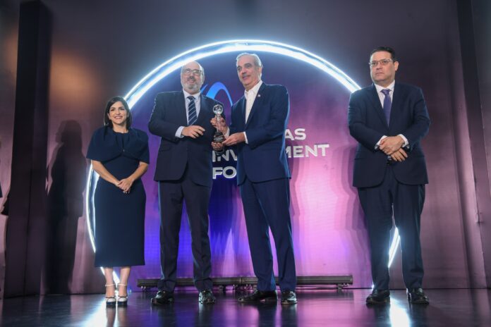 ProDominicana reconoce la inversión de Smurfit Westrock con galardón a la industria