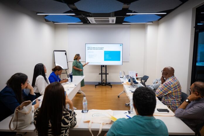 Médicos dominicanos impulsan una comunicación digital más ética para fortalecer la confianza de los pacientes