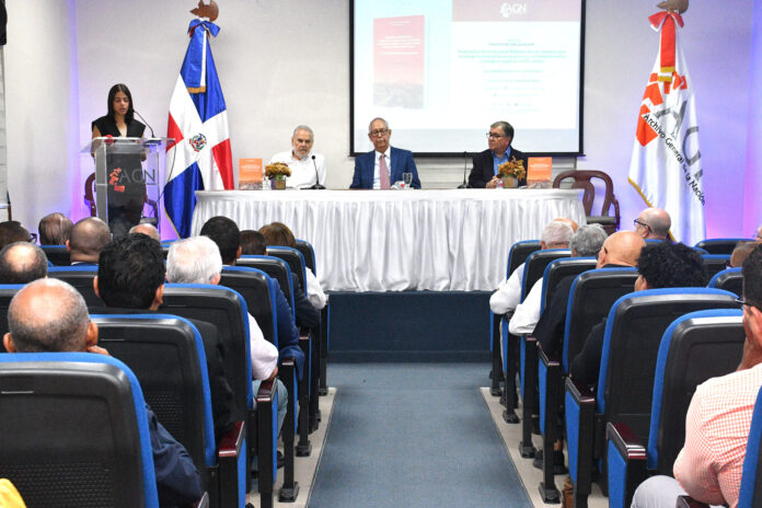 DSC_8598 AGN presenta libro sobre el impacto económico de la industria azucarera dominicana
