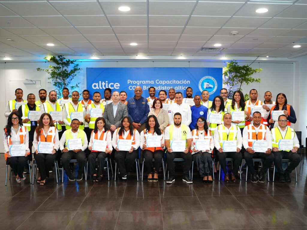Altice gradúa 39 brigadistas en gestión de emergencias