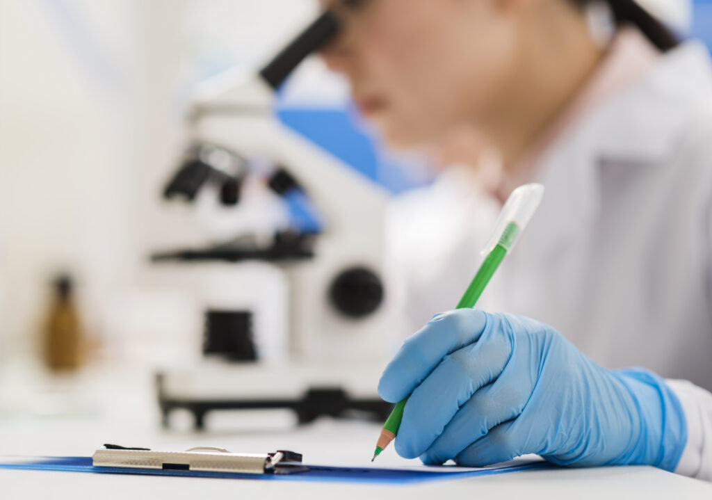 Desafío Científico Adium reúne 72 investigaciones oncológicas de 11 países