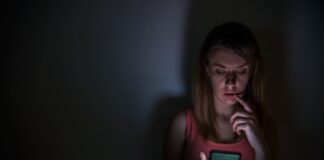 Casi la mitad de las víctimas de abuso digital identifica a su agresor en su entorno cercano