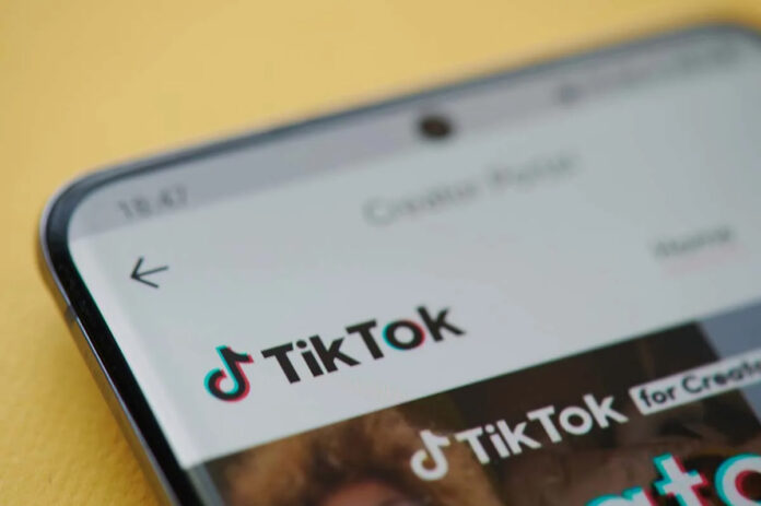 Libro analiza el impacto de TikTok en la transformación del periodismo