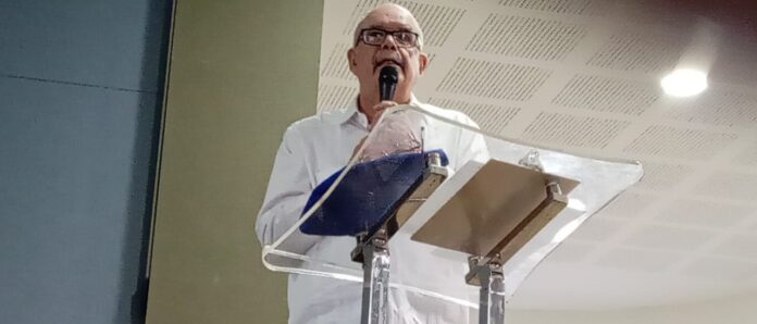 Roberto Cassá presenta en El Seibo su obra sobre el movimiento de los Gavilleros