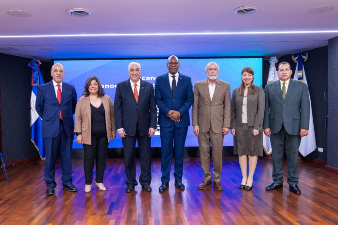 1 Unapec lanza Licenciatura en Periodismo Contemporáneo para profesionalizar la prensa dominicana