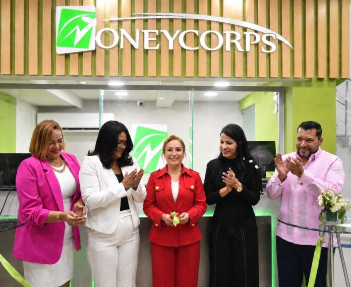 Moneycorps inaugura nueva sucursal en Santo Domingo Este y celebra 20 años de operaciones