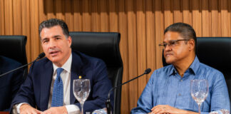 Banco Popular entrega al COE renovado salón de comunicaciones
