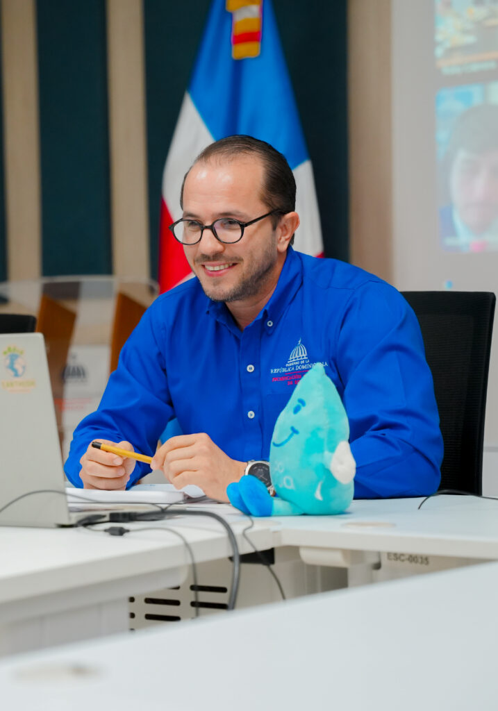 Tecnificación Nacional de Riego presenta oportunidades de inversión a empresas chilenas