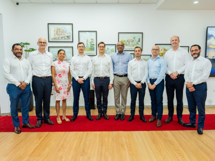 VINCI Airports visita terminales de aviación ejecutiva operadas por Universal Aviation en Puerto Plata y Samaná