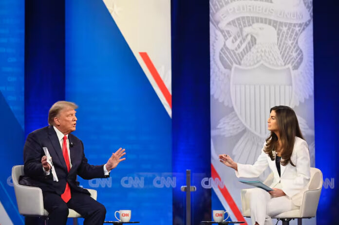 ¿Quién es Kaitlan Collins y por qué Donald Trump la ataca constantemente?