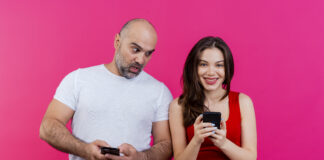 Hábitos digitales influyen cada vez más en las decisiones románticas