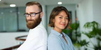 La sociedad todavía espera que los hombres ganen más que sus parejas