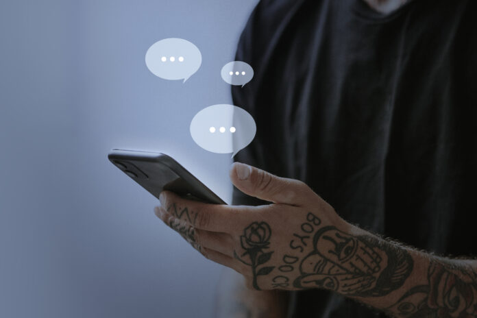 La complacencia de la inteligencia artificial puede afectar decisiones y conductas