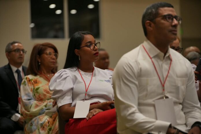 Asistentes CEDIMAT realiza su primer Encuentro Científico de Bancos de Sangre para fortalecer la seguridad transfusional