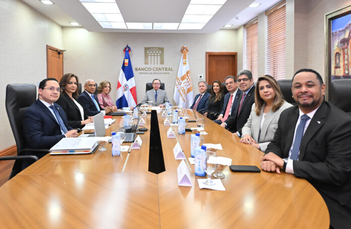 Asociaciones de ahorros y préstamos superan los RD$432 mil millones en activos