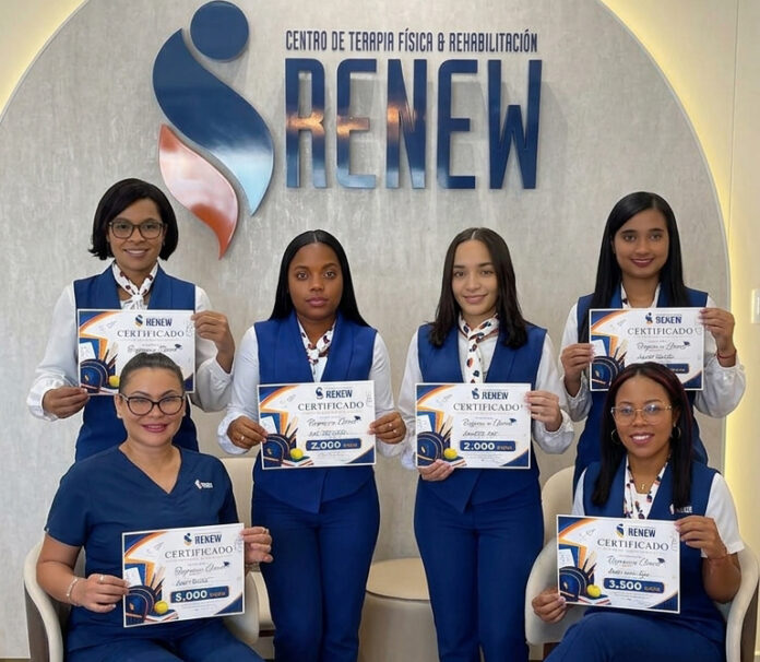 Renew entrega bonos escolares a hijos de sus colaboradores