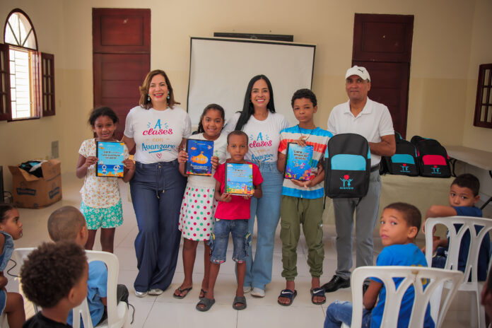 Fundación Avanzare lleva útiles escolares a cientos de niños de seis comunidades